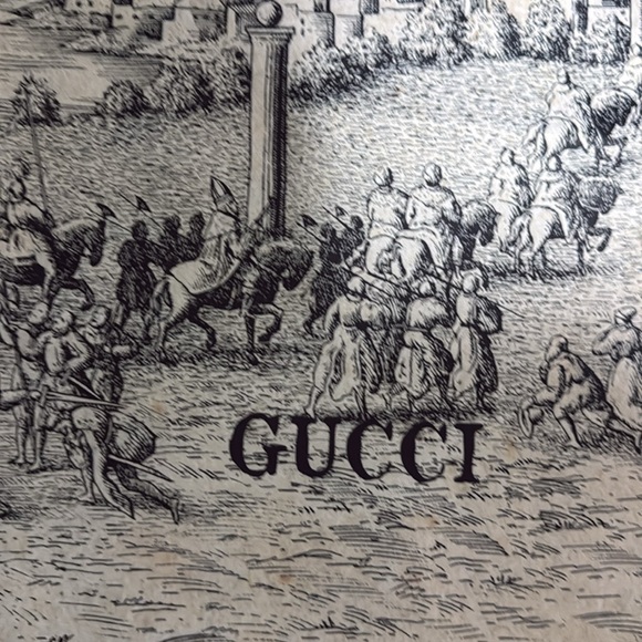 Set of two Gucci caste soldiers dust bags - Picture 2 of 10